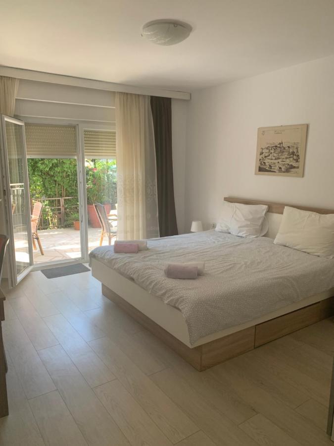 Apartments Paco & Bony Lovran Bagian luar foto
