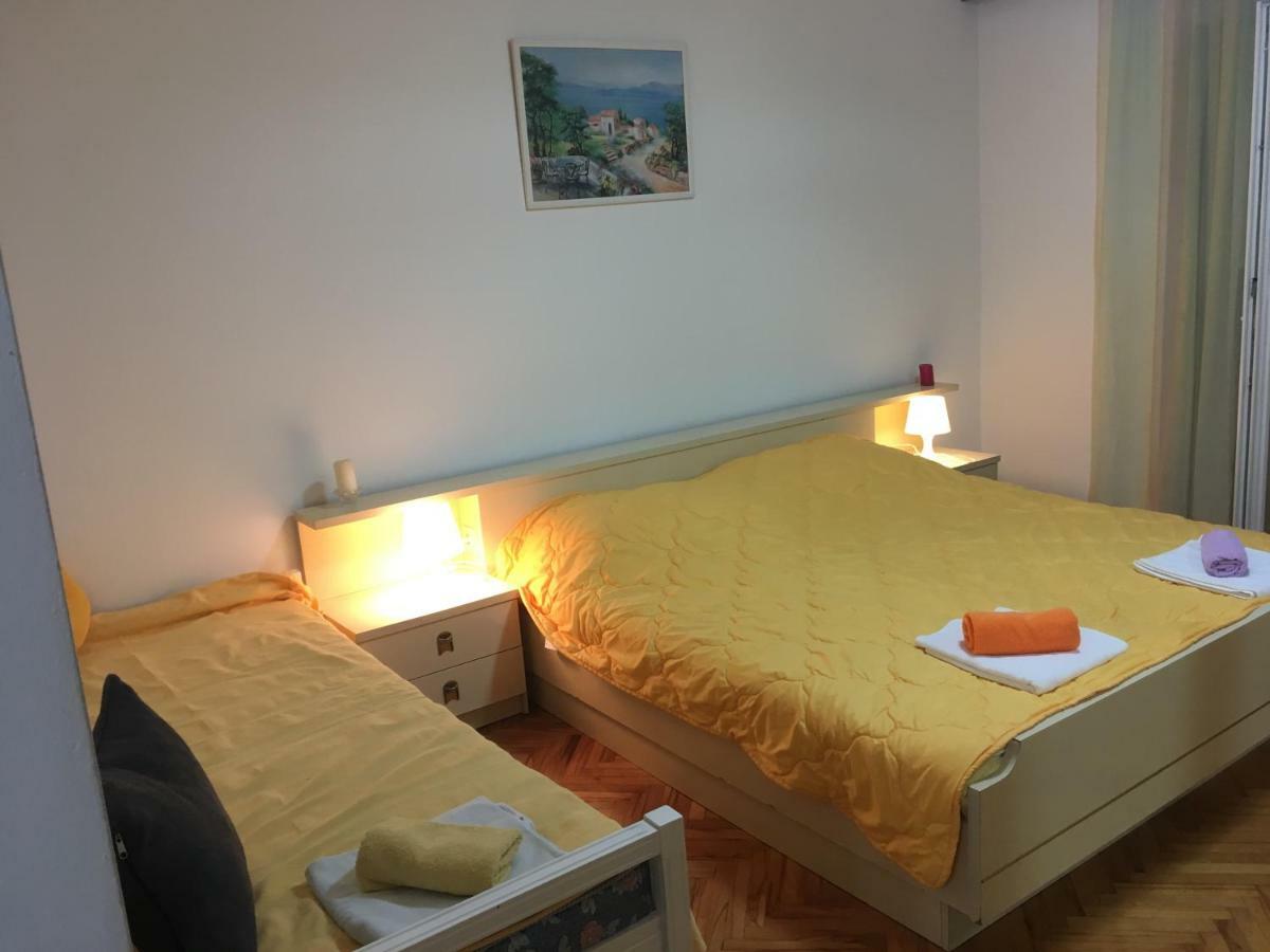 Apartments Paco & Bony Lovran Bagian luar foto
